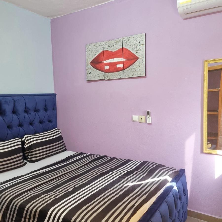 Residence Sighaka - Gold Apartment - Wifi, Gardien, Parking Дуала Экстерьер фото